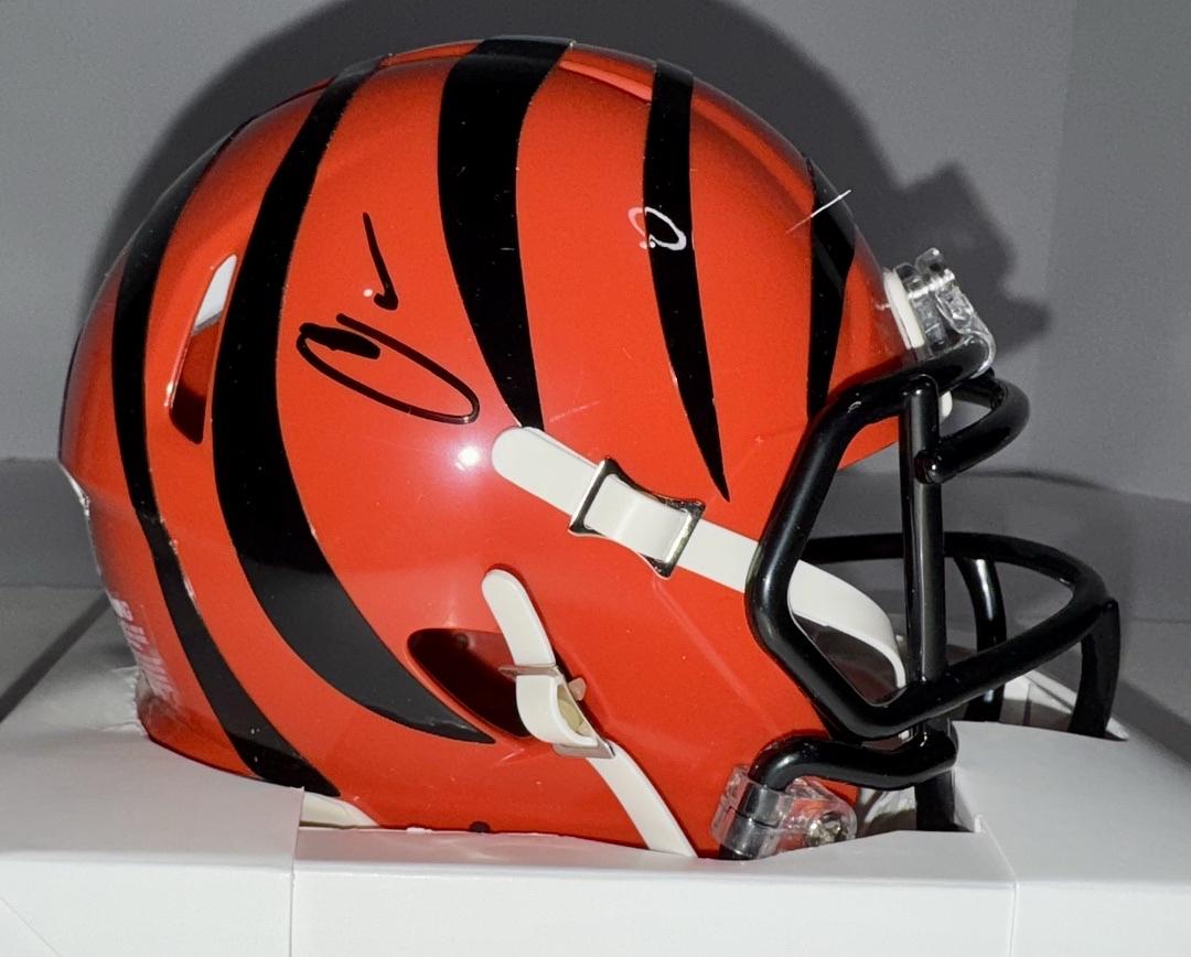 Chad Johnson (Bengals) signed mini-helmet - Beckett COA